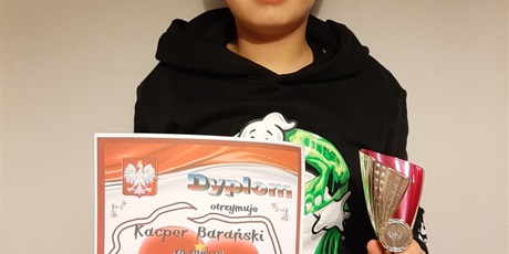 Kacper Barański zajął III miejsce w wojewódzkim konkursie "O Polsce wiem wszystko" dla uczniów klas 3 SP.