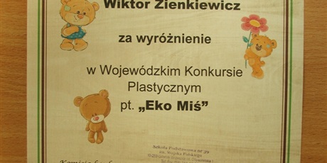 Wiktor Zienkiewicz z klasy 2a zdobył wyróżnienie w wojewódzkim konkursie  plastycznym "Eko Miś”.