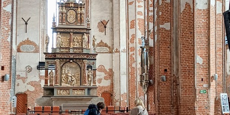 Powiększ grafikę: Ołtarz w Kościele Św. Jana.